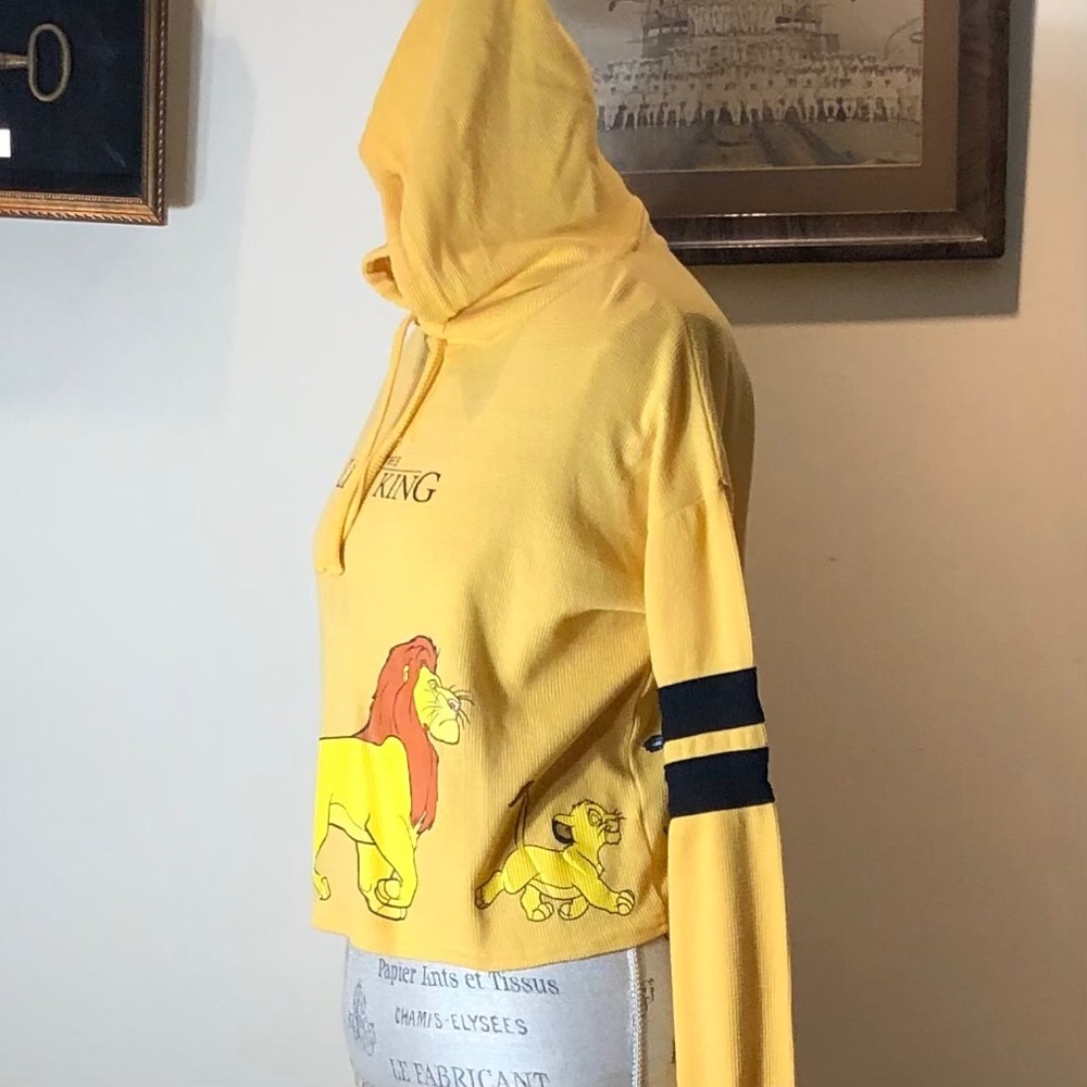Disney The Lion King Yellow Crop Top Hooded Sz L - Picture 2 of 7